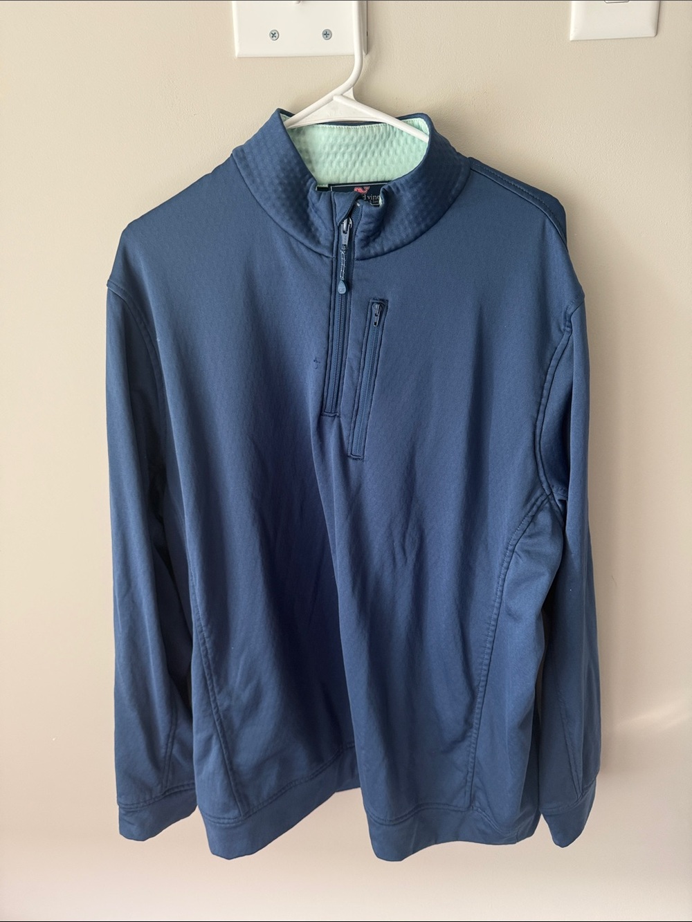 Vineyard Vines Men's Navy Quarter-Zip Performance Pullover